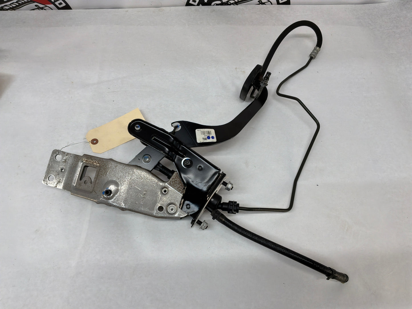 2014 Chevy Camaro SS  Manual Transmission Pedal Brake Clutch Master Cylinder Assembly OEM
