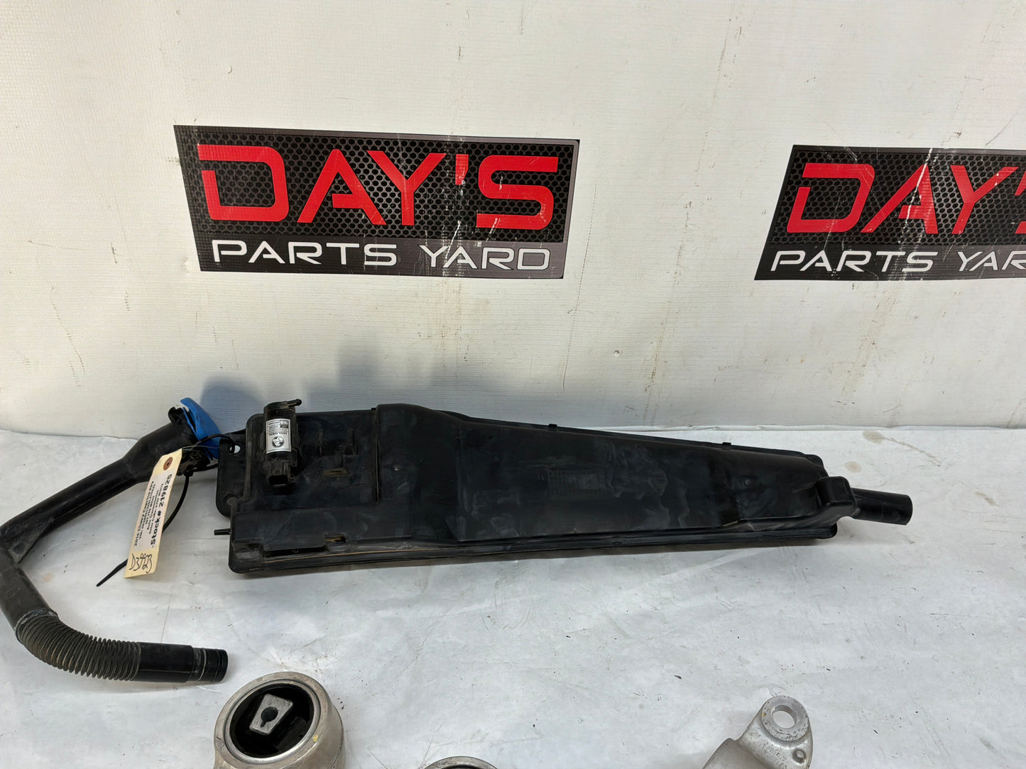 2016 Chevy Caprice PPV Windshield Washer Reservoir Overflow Tank Bottle OEM