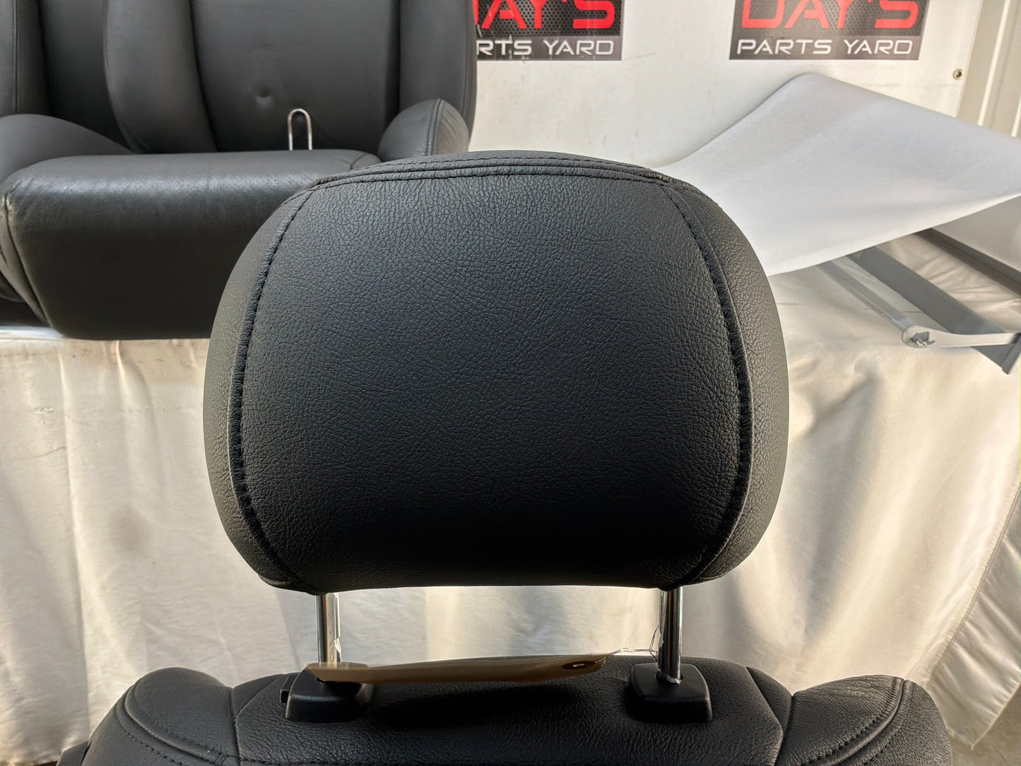 2004 Pontiac GTO Seats Fronts and Rears Black Leather OEM