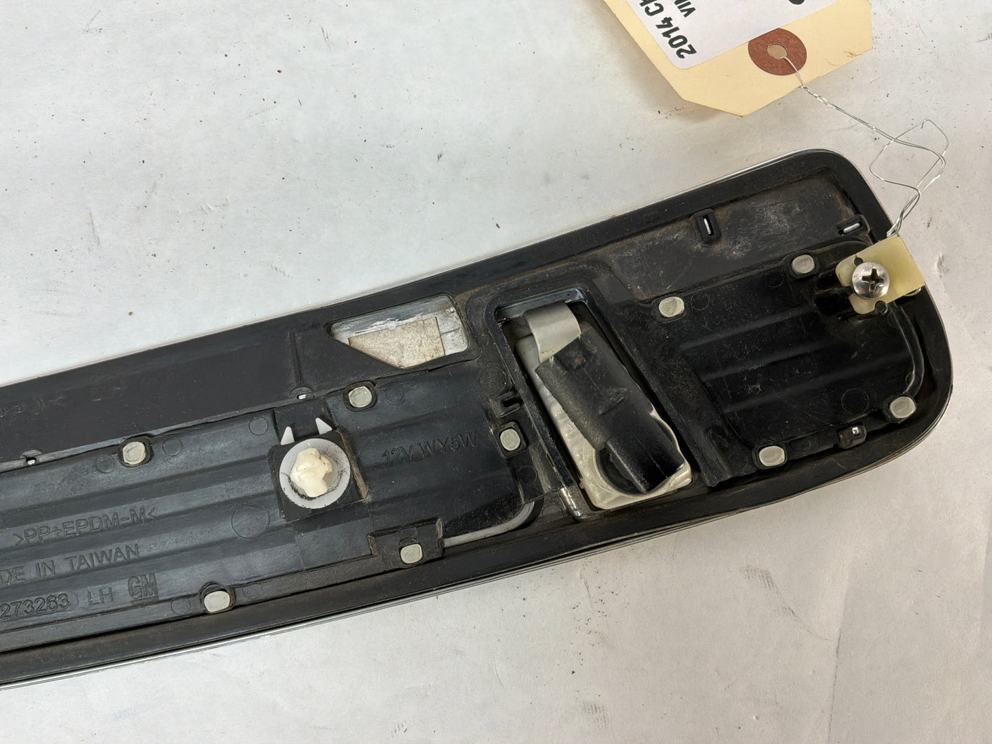 2014 Chevy SS Sedan LH Driver Fender Side Marker Lights Tail Lamp OEM