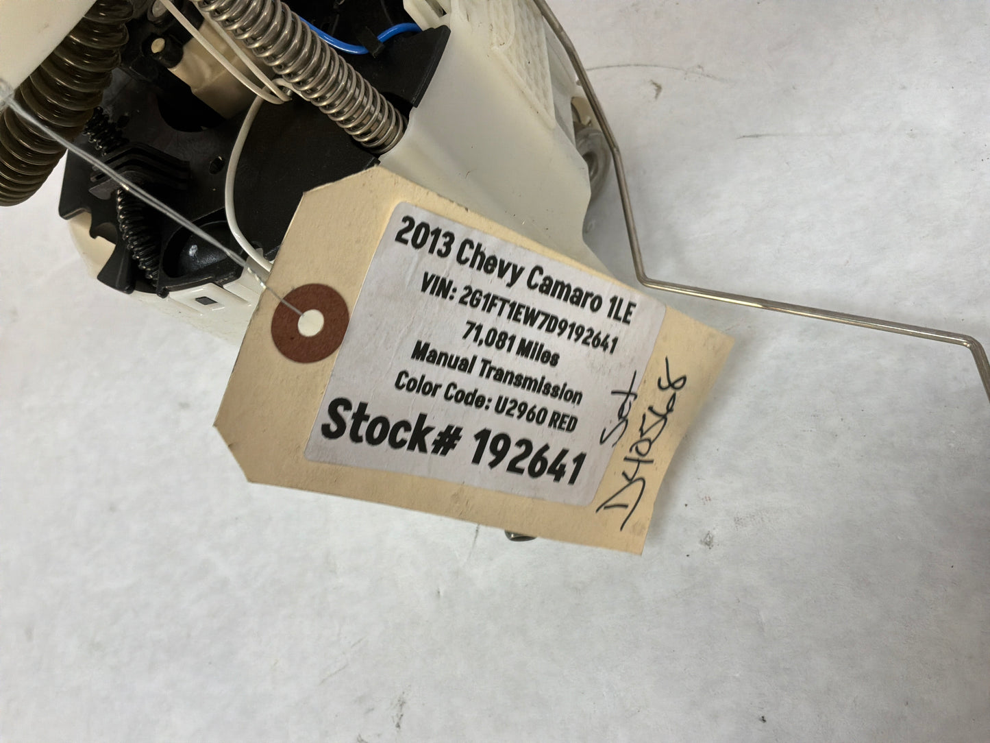 2013 Chevy Camaro 1LE Fuel Gas Pump Level Transfer Sending Unit Assembly OEM