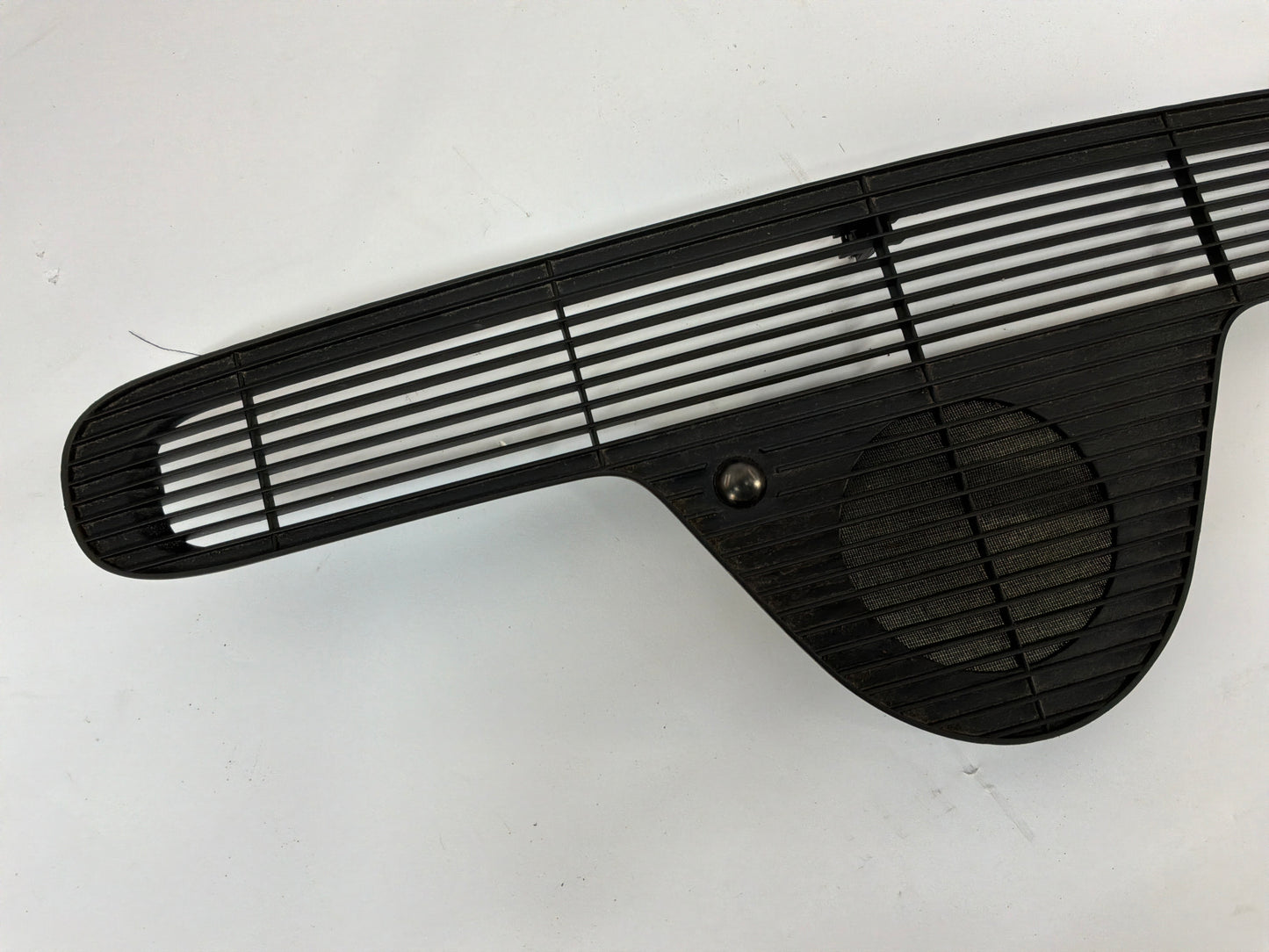 2007 Chevy C6 Corvette Convertible Windshield Defroster Nozzle Grille OEM