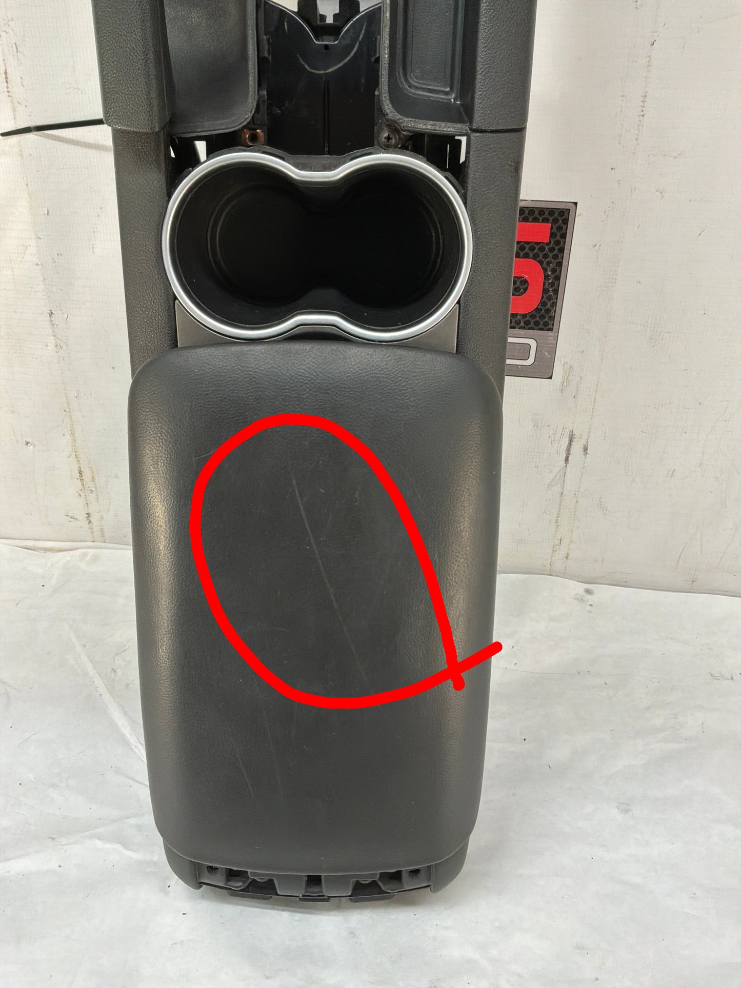 Center console - Day's Parts Yard