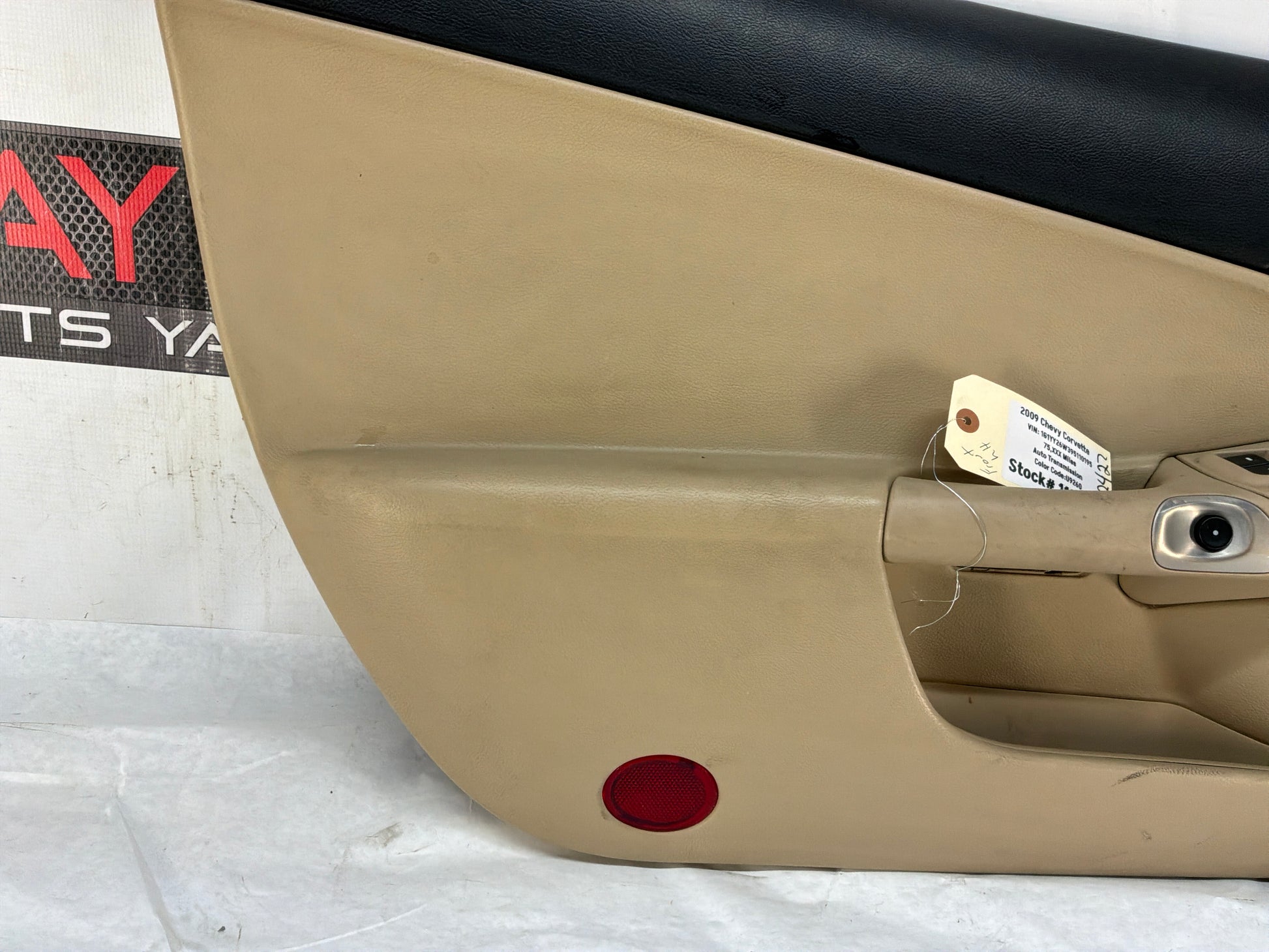 Door panel - Day's Parts Yard