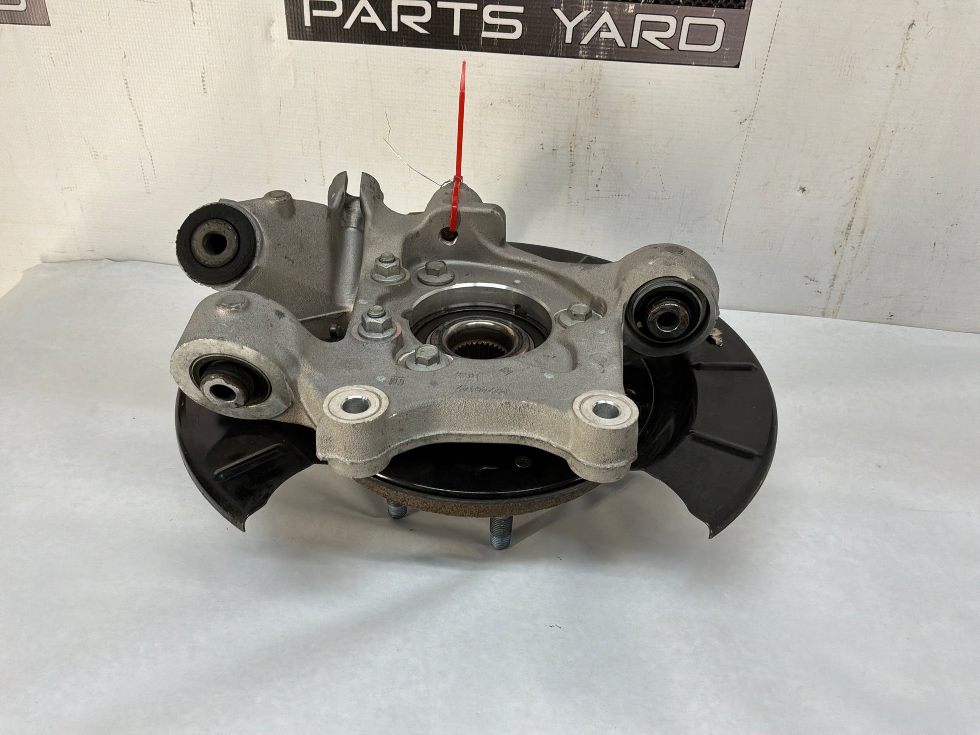 Rh rear spindle - Day's Parts Yard