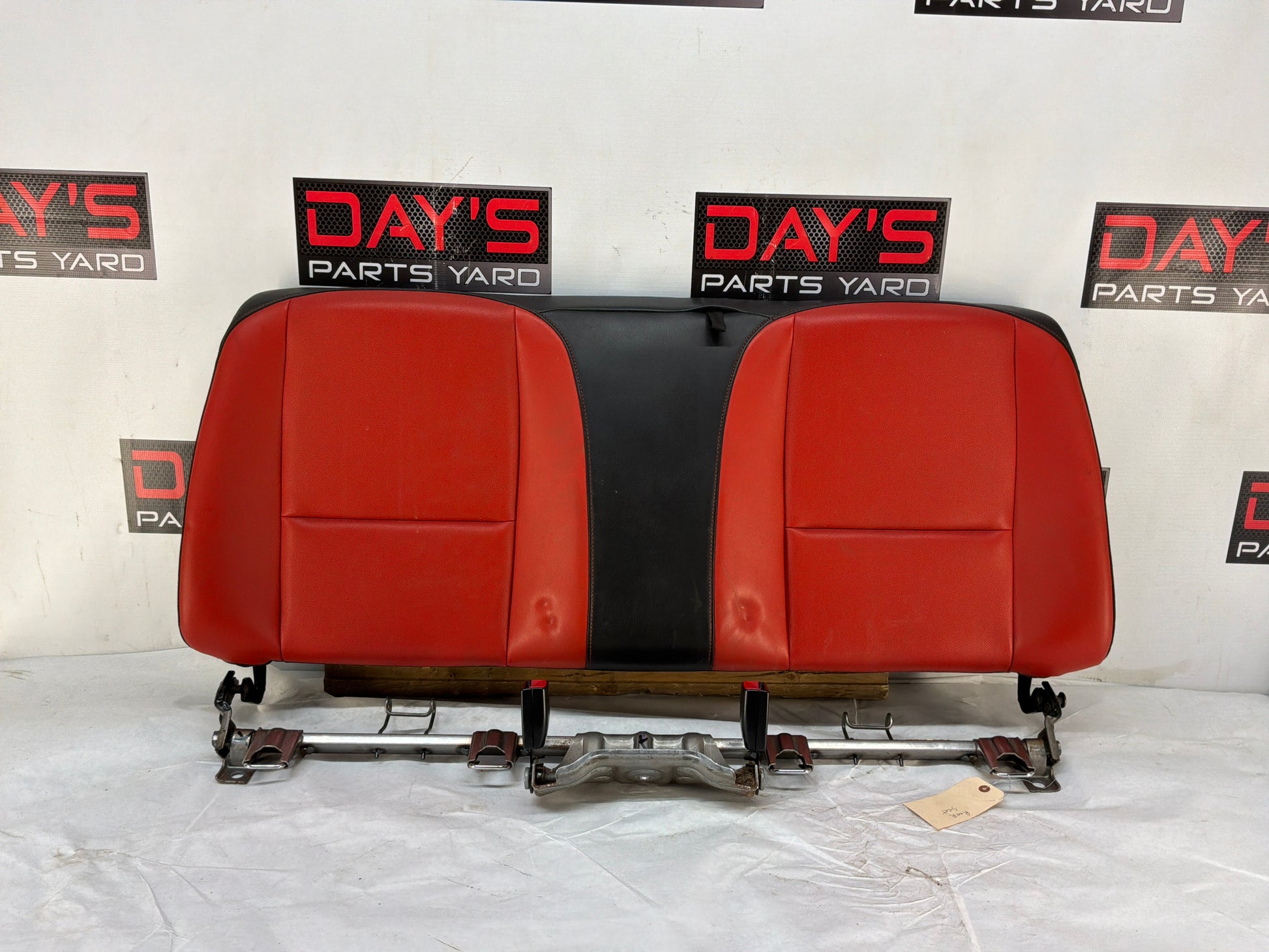 Seats - Day's Parts Yard