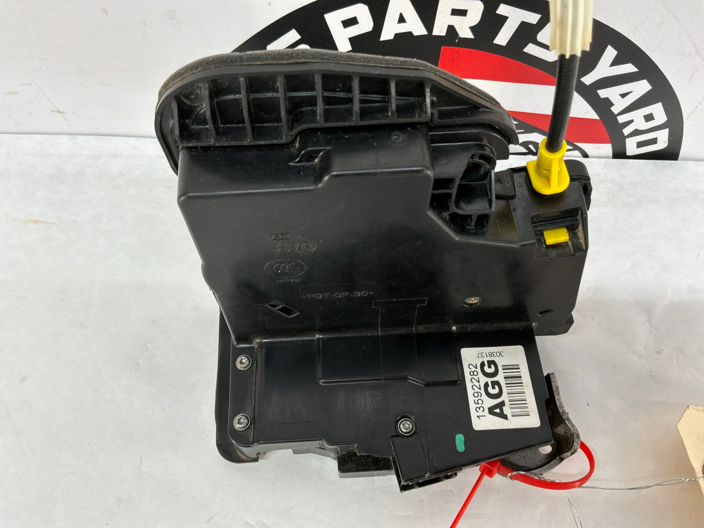 2016 Cadillac CTS-V RH Passenger Front Door Lock Latch Actuator OEM
