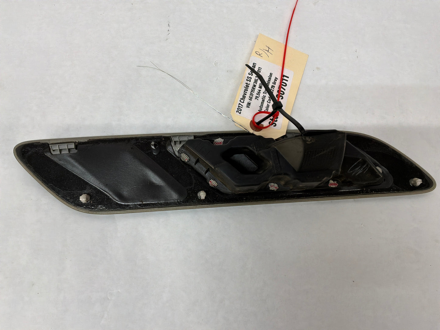 2017 Chevy SS Sedan Factory OEM Black RH Passenger Hood Vents Scoops OEM