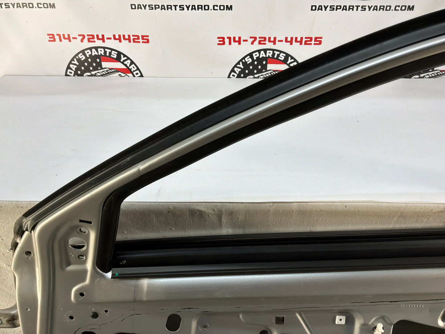 2006 Cadillac CTS-V RH Passenger Exterior Front Door OEM Silver