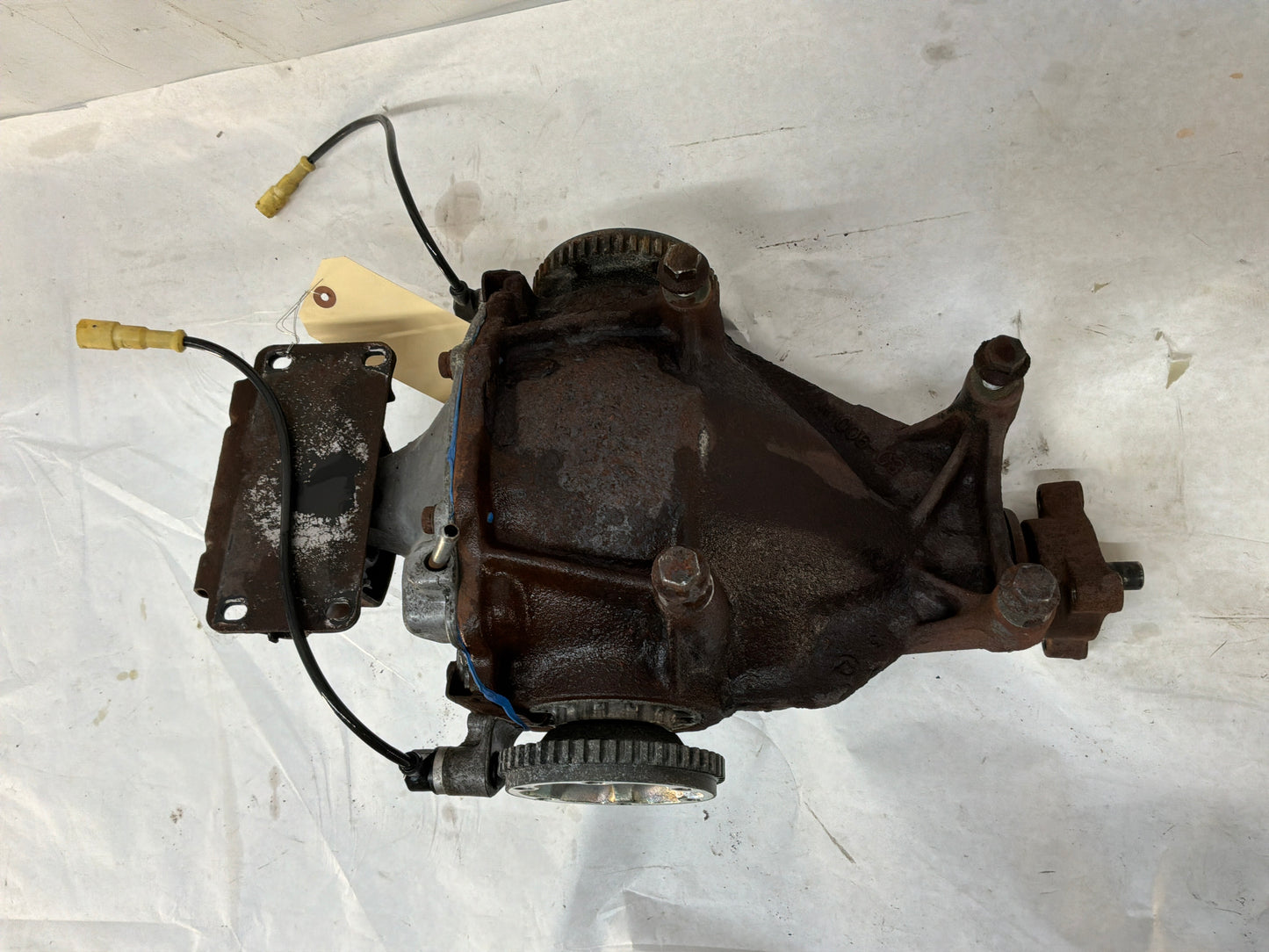 2004 Pontiac GTO Rear End Rearend Carrier Axle Differential 3.46 LSD OEM