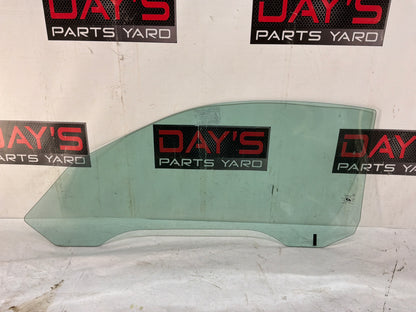 Rh front glass - Day's Parts Yard
