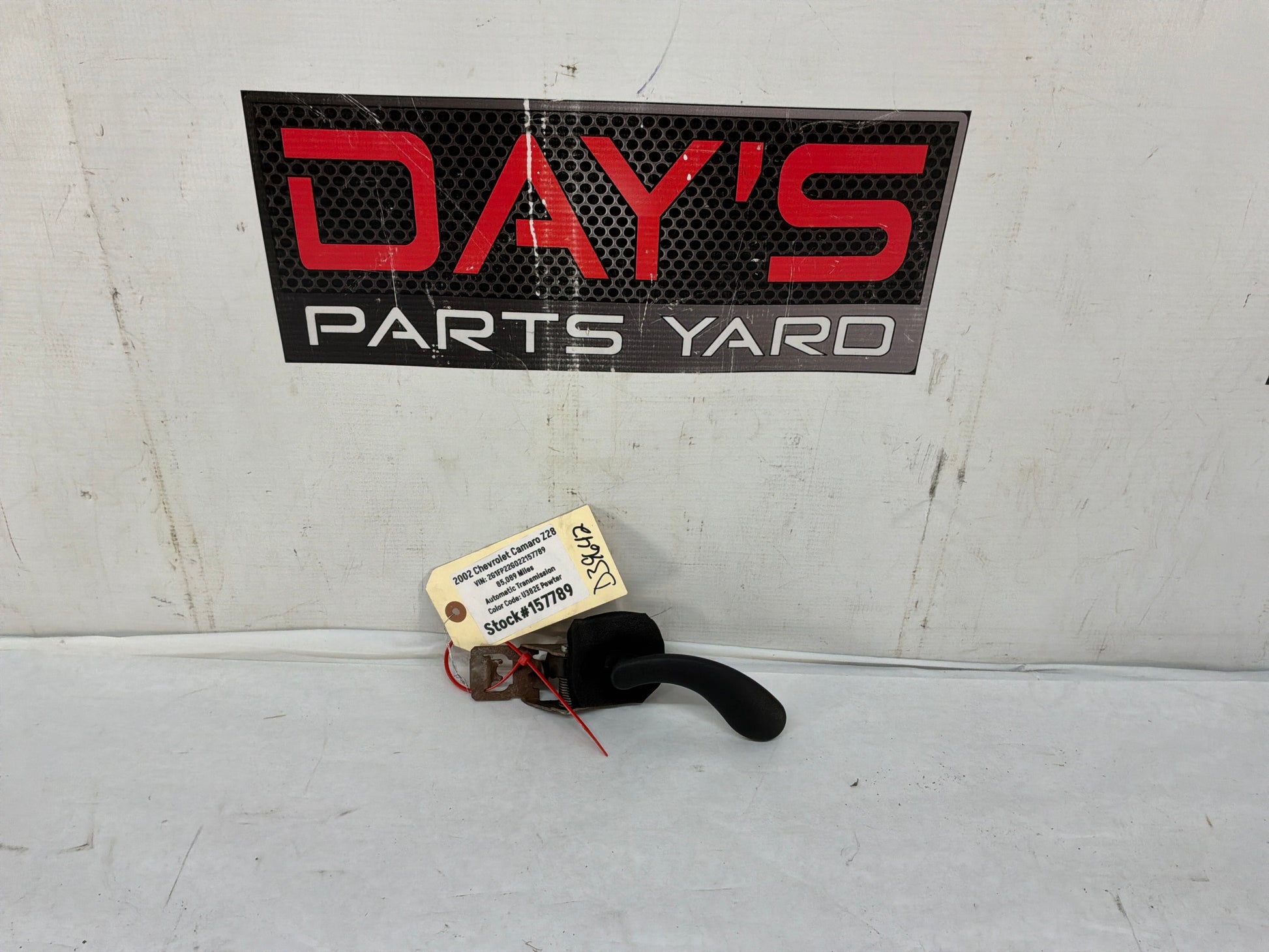 Rh  interiot door handle - Day's Parts Yard