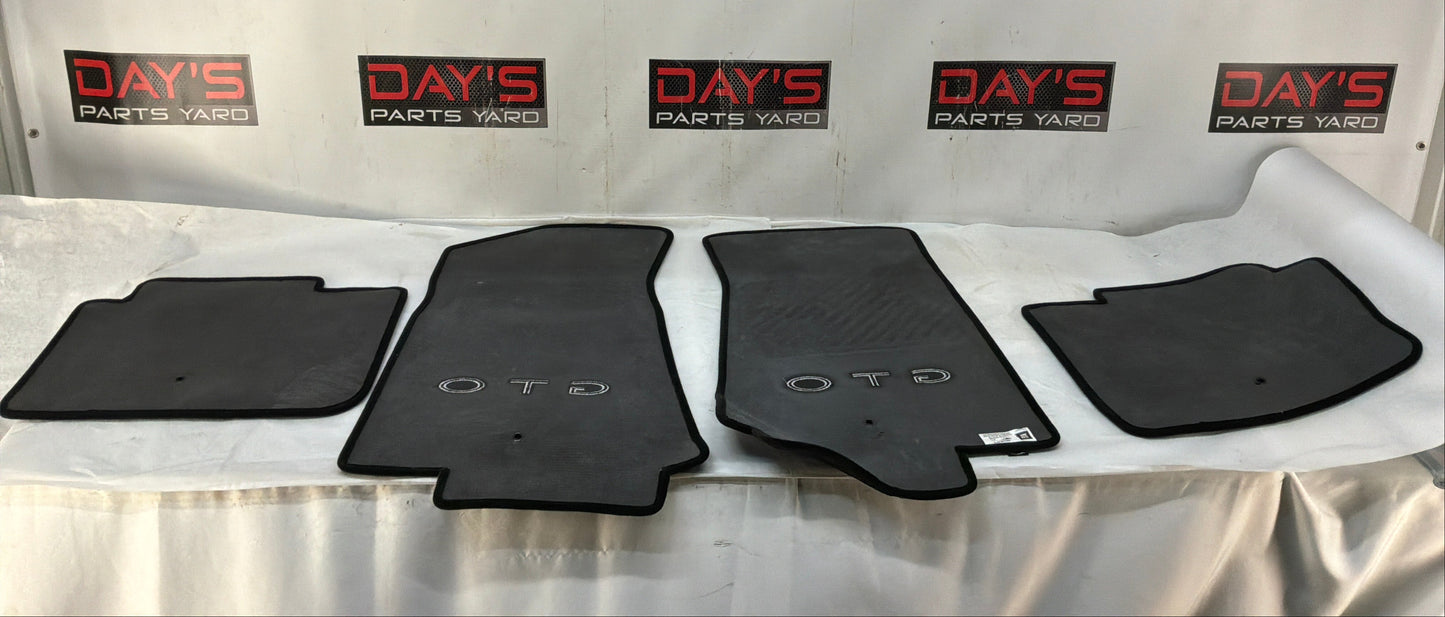 2004 Pontiac GTO Lloyds Embroidered Front and Rear Floor Mats OEM
