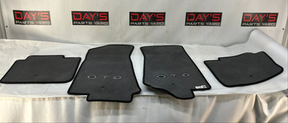 2004 Pontiac GTO Lloyds Embroidered Front and Rear Floor Mats OEM