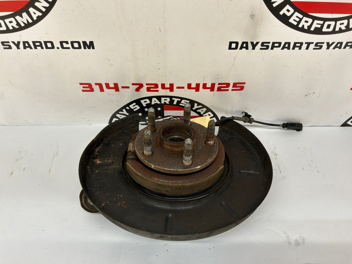 2014 Chevy Caprice PPV RH Passenger Rear Suspension Spindle Hub Knuckle Assembly OEM