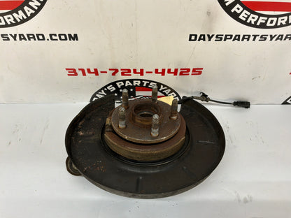 2014 Chevy Caprice PPV RH Passenger Rear Suspension Spindle Hub Knuckle Assembly OEM