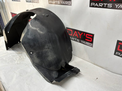 Rh front wheel liner - Day's Parts Yard