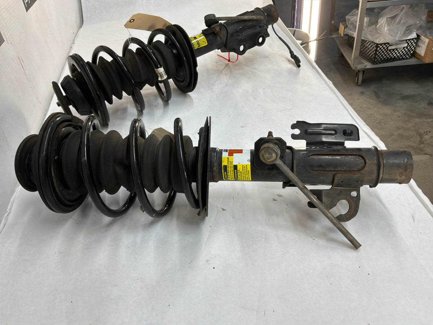 2017 Chevy SS Sedan RH & LH Front Suspension Magnetic Ride Strut Shock Assembly OEM