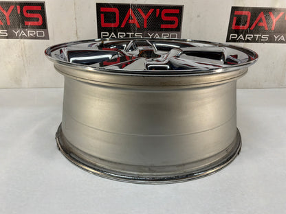 2012 Chevy Avalanche Wheel 20X8.5 Covered Lug Nuts Tapered 5 Spoke Chrome OEM