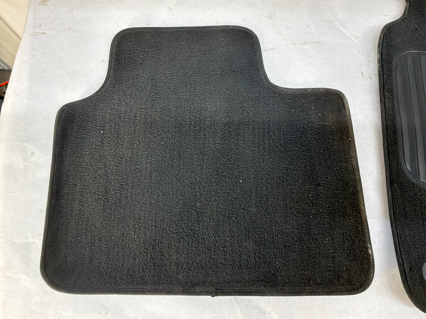 2008 Pontiac G8 GT Front and Rear Floor Mats OEM