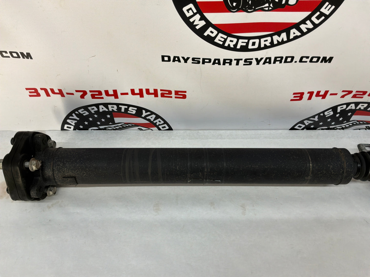 2016 Cadillac CTS-V Drive Propeller Shaft Driveshaft w/ Hardware OEM