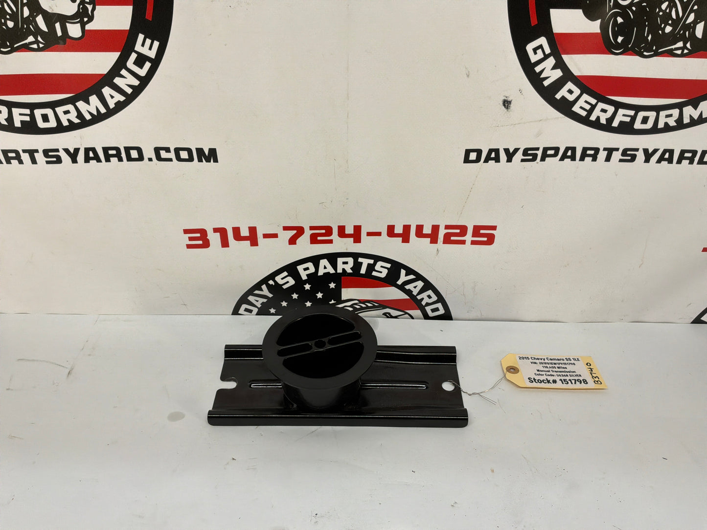 2015 Chevy Camaro SS 1LE Spare Tire Battery Hold Down Nut Bracket OEM