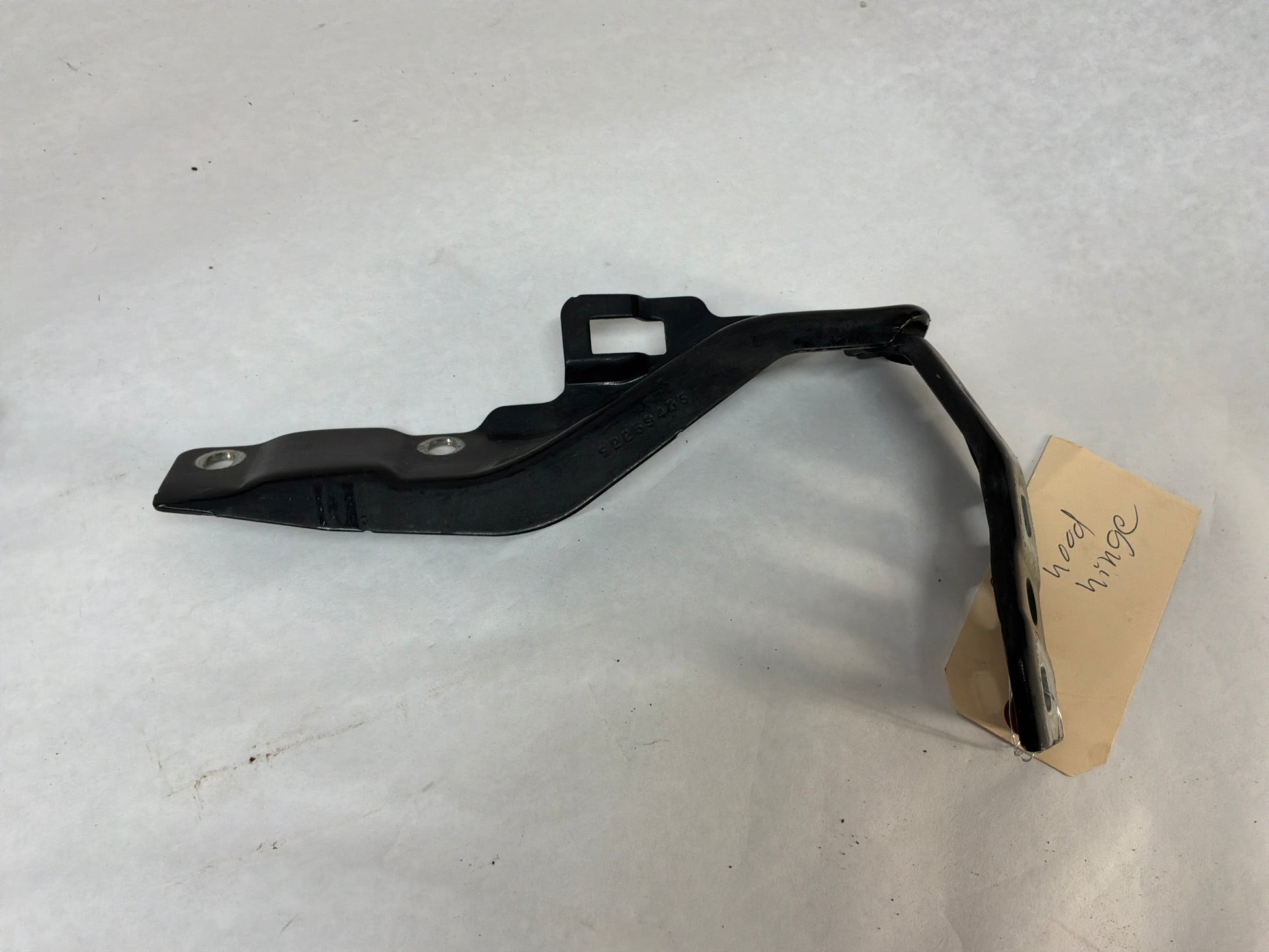 Hood hinges - Day's Parts Yard