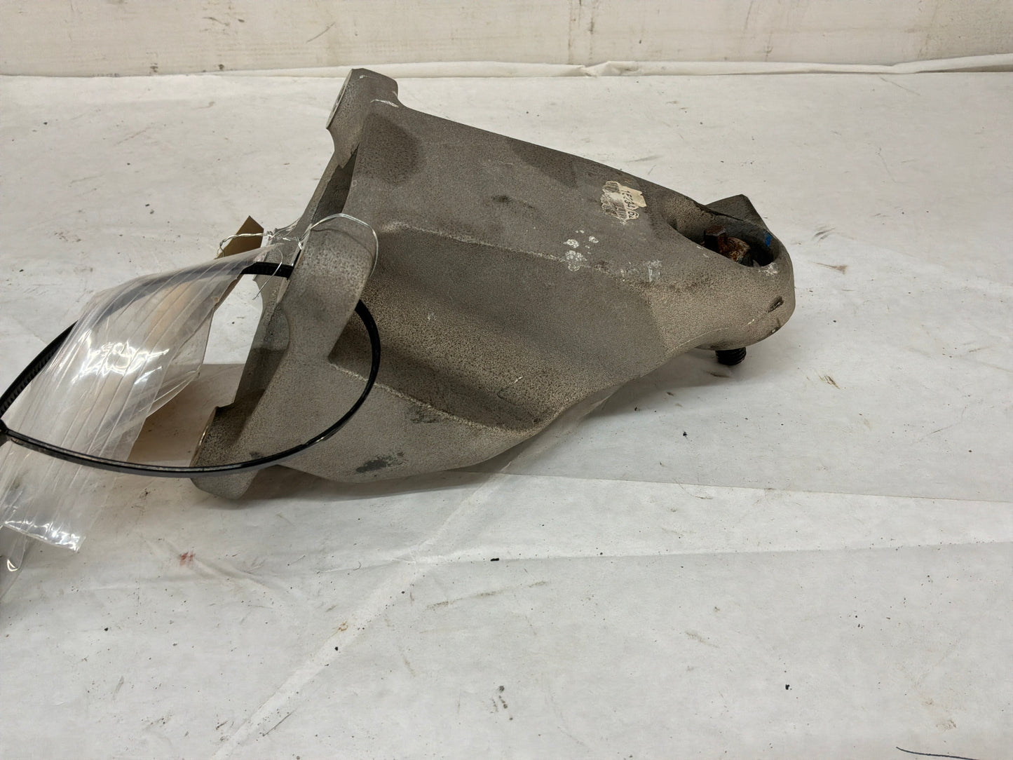 2011 Cadillac CTS-V Coupe LH Driver Engine Motor Mount Stand OEM