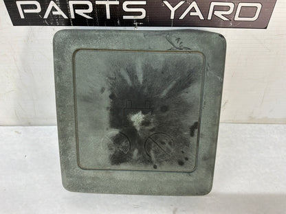 Fuse box lid - Day's Parts Yard