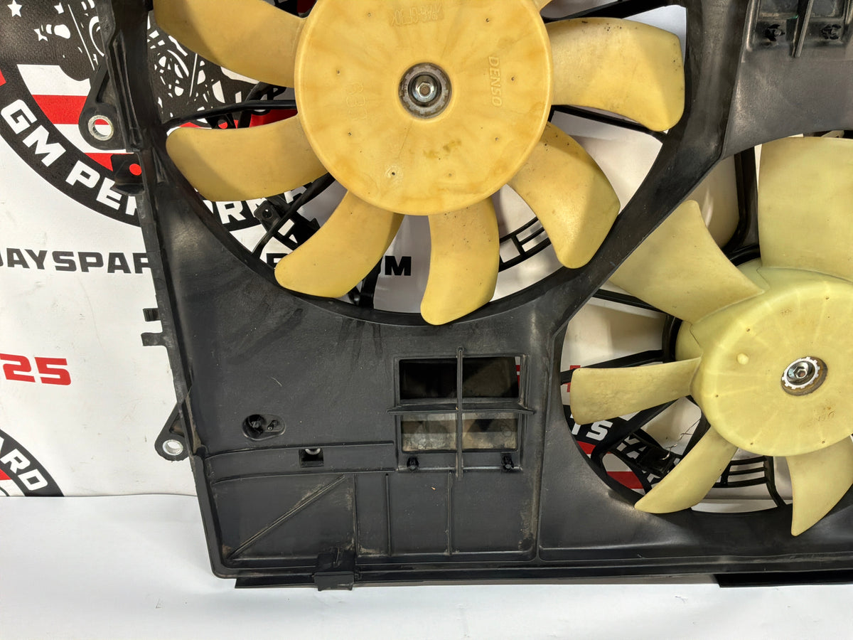 2009 Cadillac CTS-V Radiator Dual Electric Coolant Cooling Fans OEM