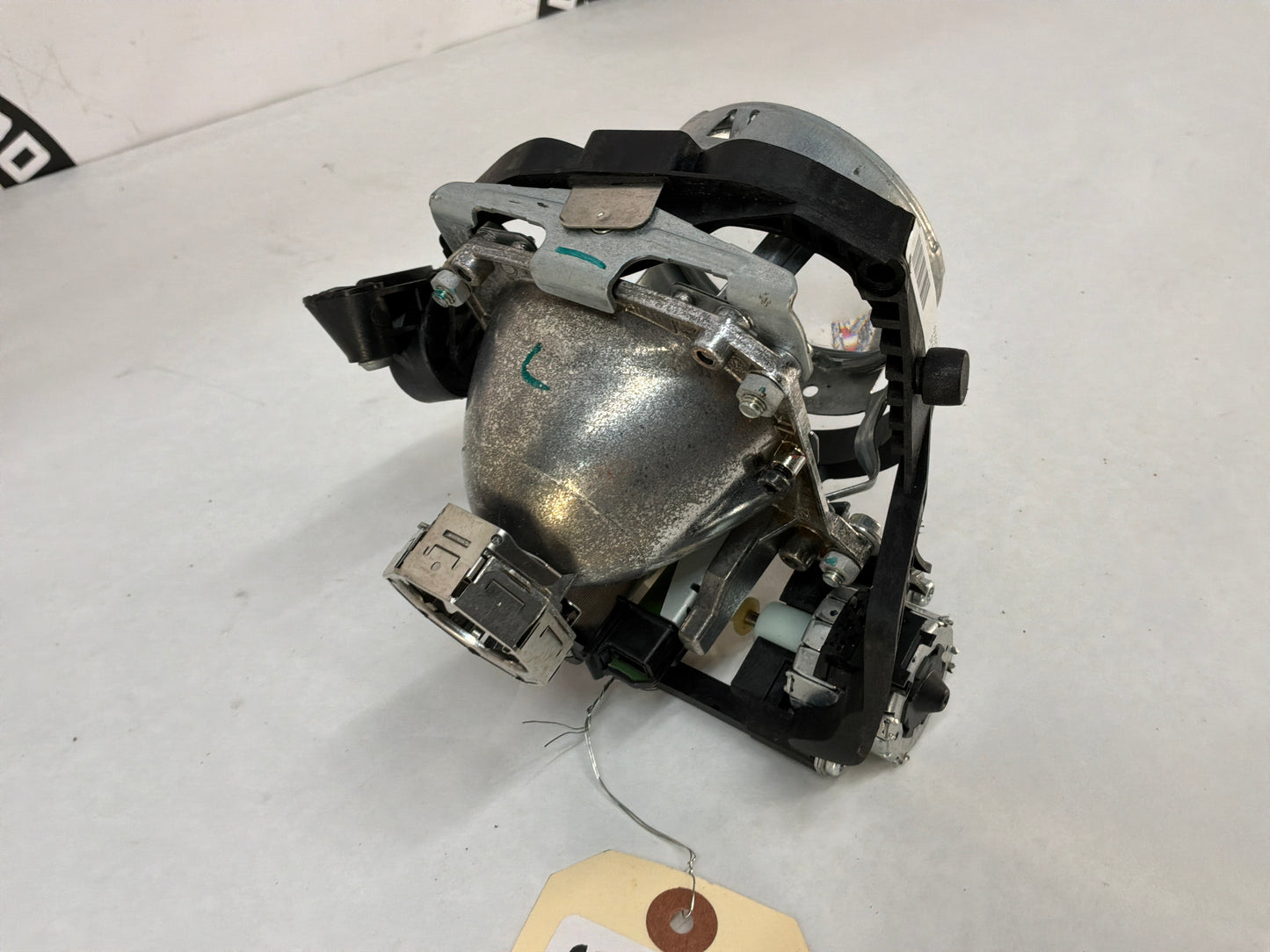 2016 Cadillac CTS-V LH Driver Headlight Projector Xenon HID OEM