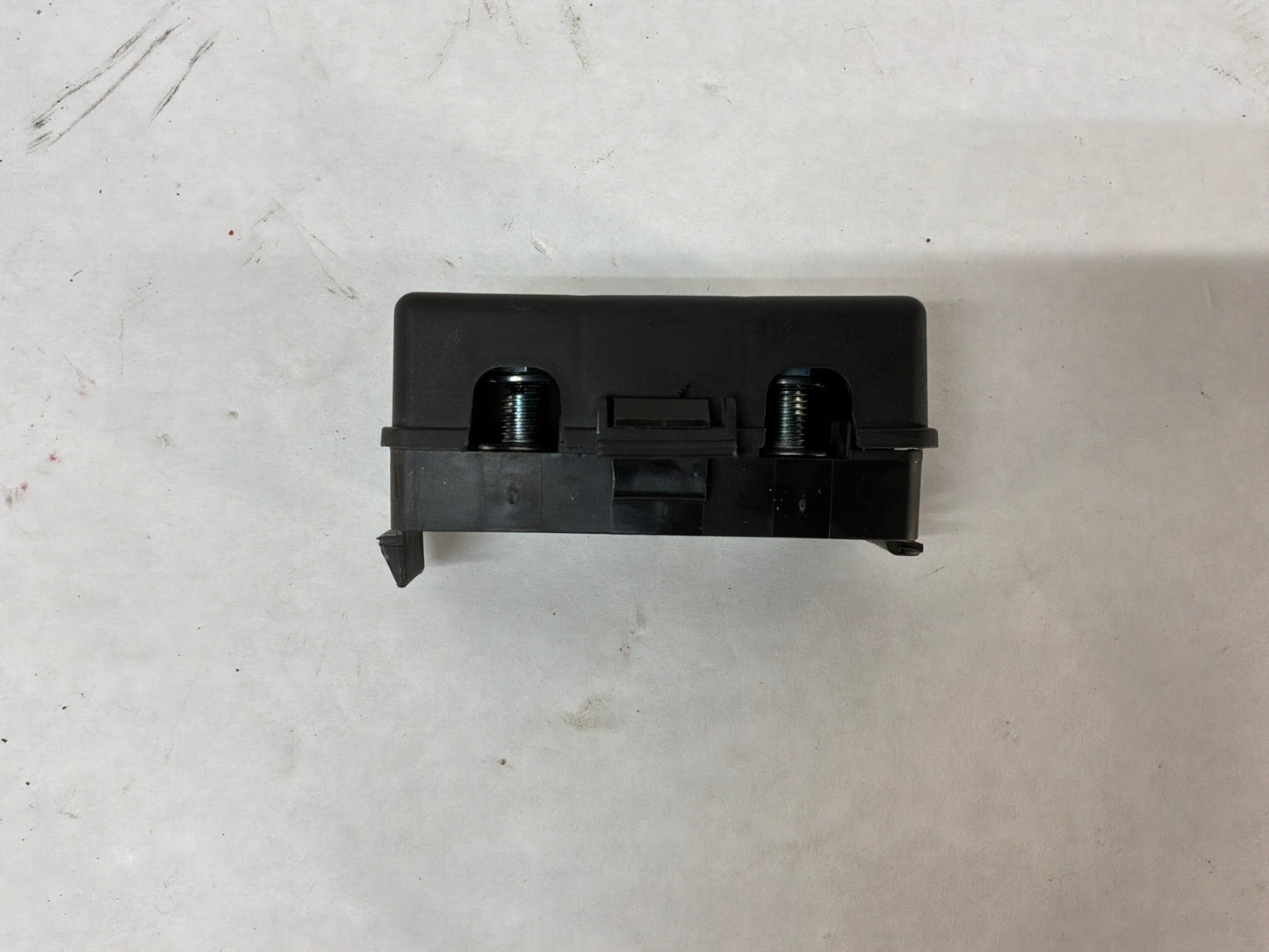 2014 Chevy Caprice PPV Negative Terminal Ground Box Block OEM