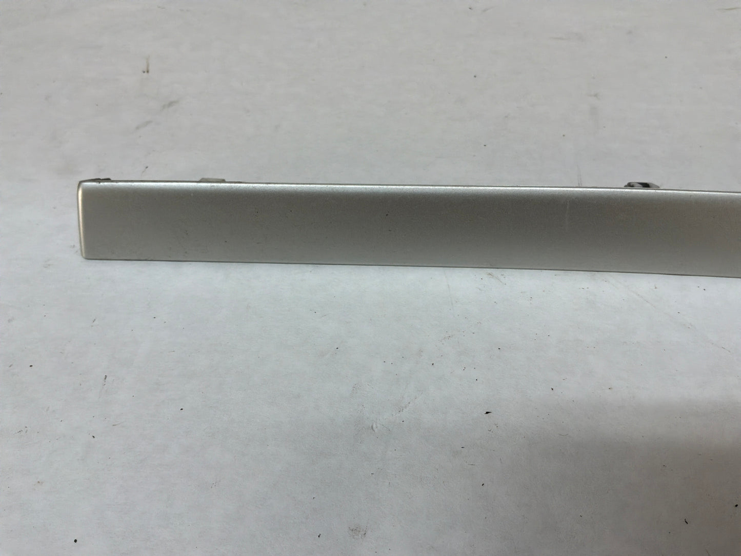 2008 Pontiac G8 GT LH & RH Silver Dash Trim Accent Applique Panel OEM