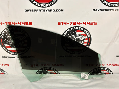 2014 Chevy SS Sedan LH Driver Front Door Window Glass OEM