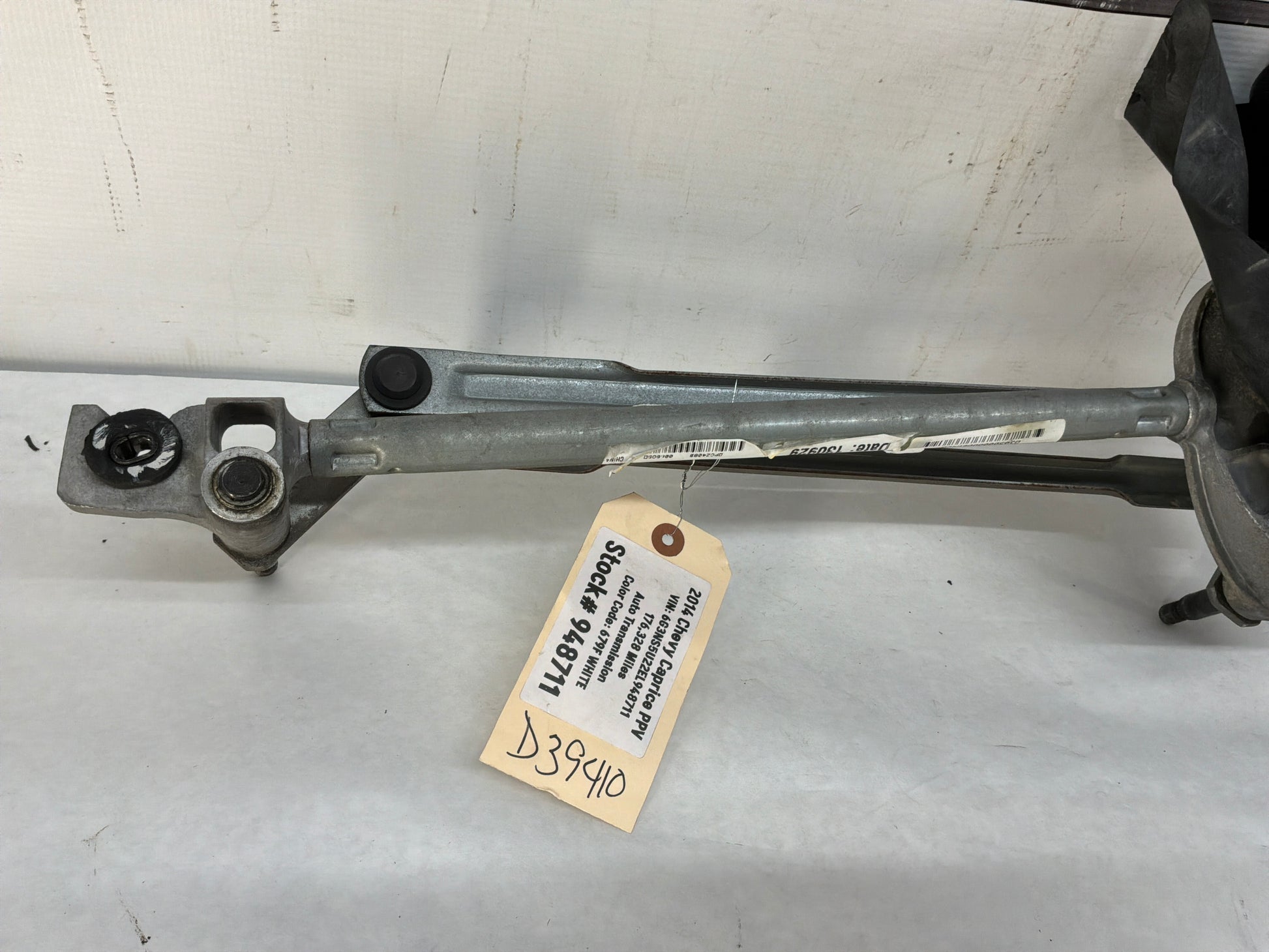 Windshield wiper arm - Day's Parts Yard