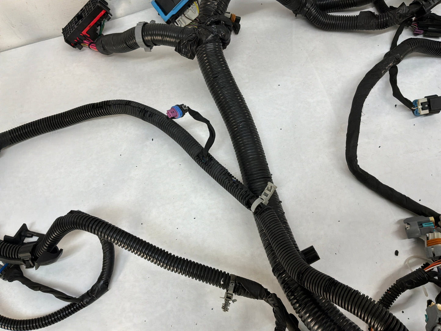 2012 Chevy Avalanche Engine Transmission Wire Wiring Harness OEM