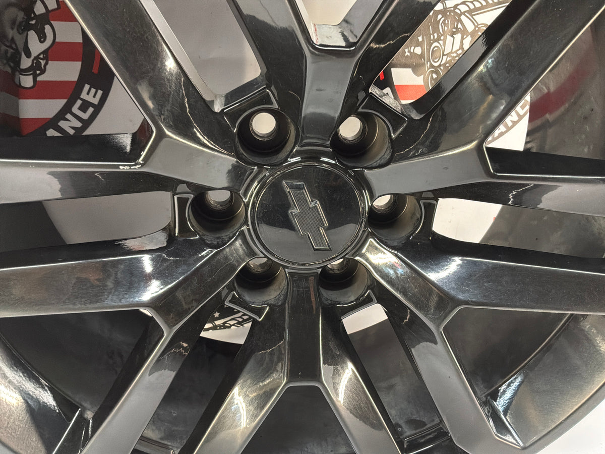 2018 Chevy Suburban LT Wheel 22x9 OEM