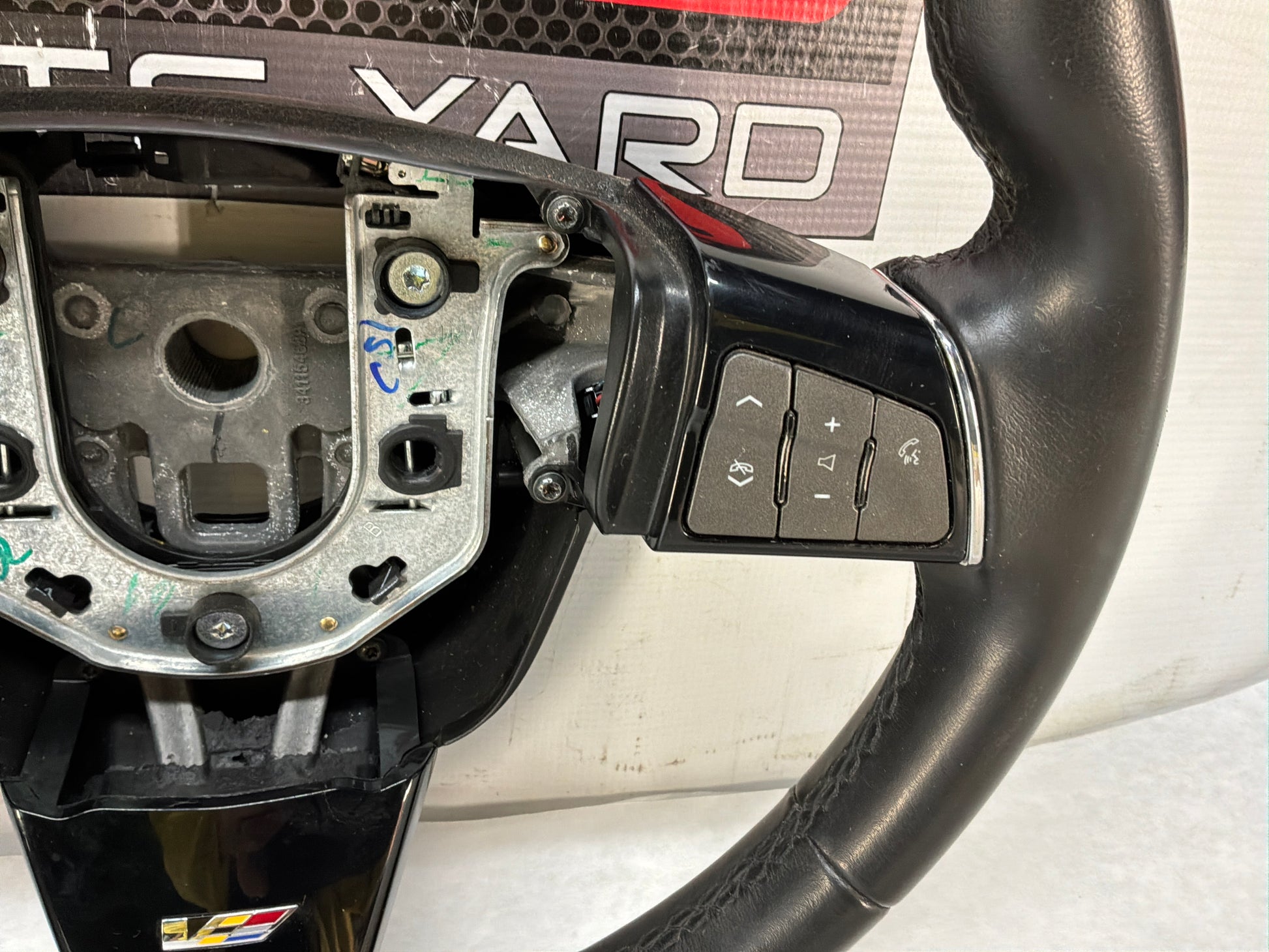 Steering wheel - Day's Parts Yard