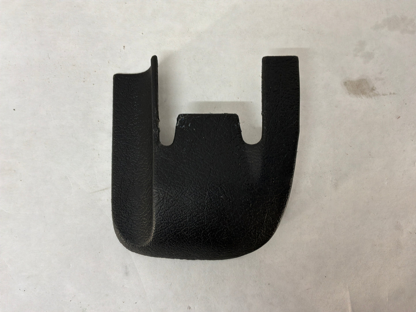 2004 Pontiac GTO RH Passenger Seat Rail Frame Track Trim Cover Set OEM