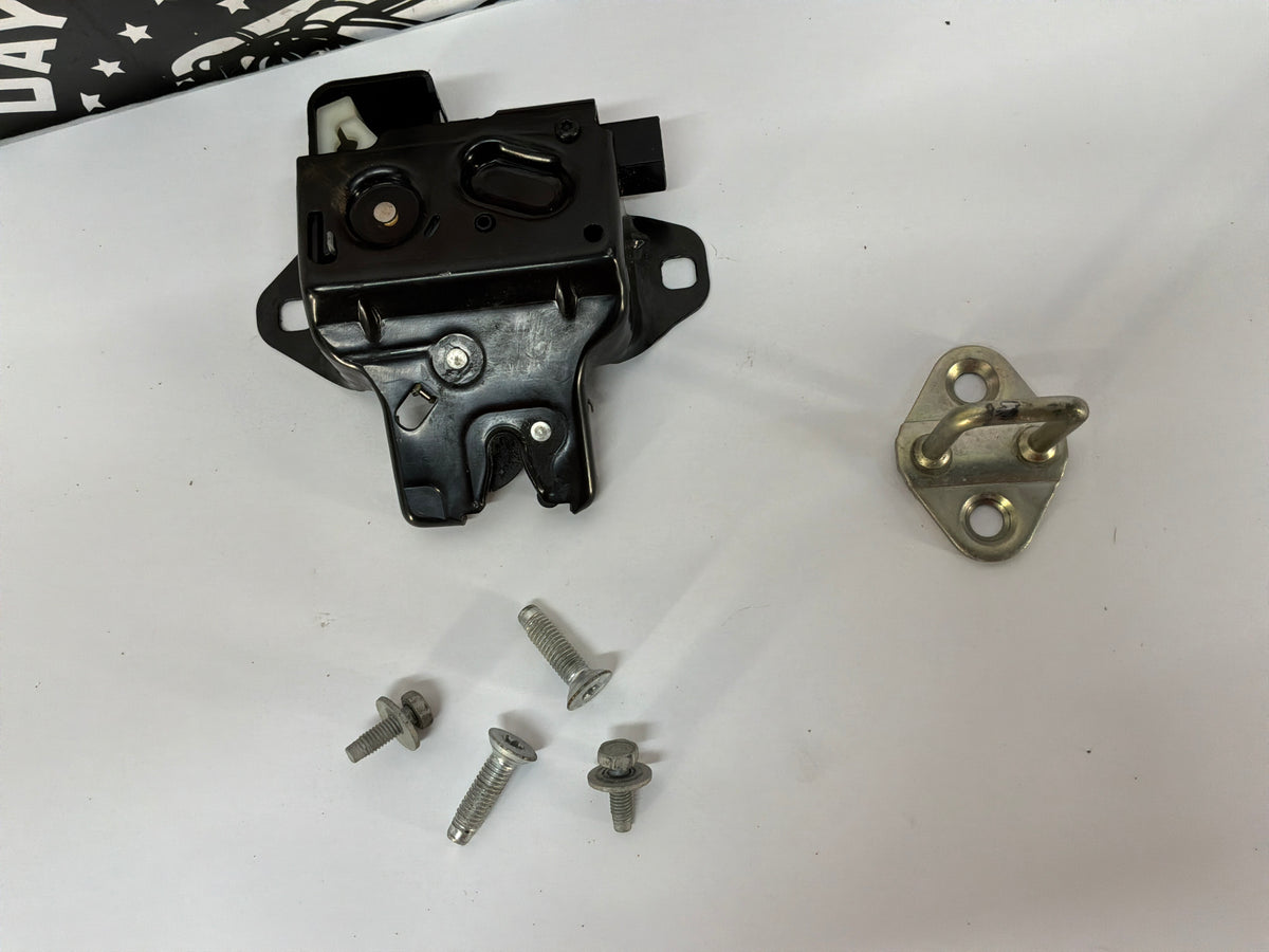 2009 Pontiac G8 GT Trunk Latch OEM - Day's Parts Yard