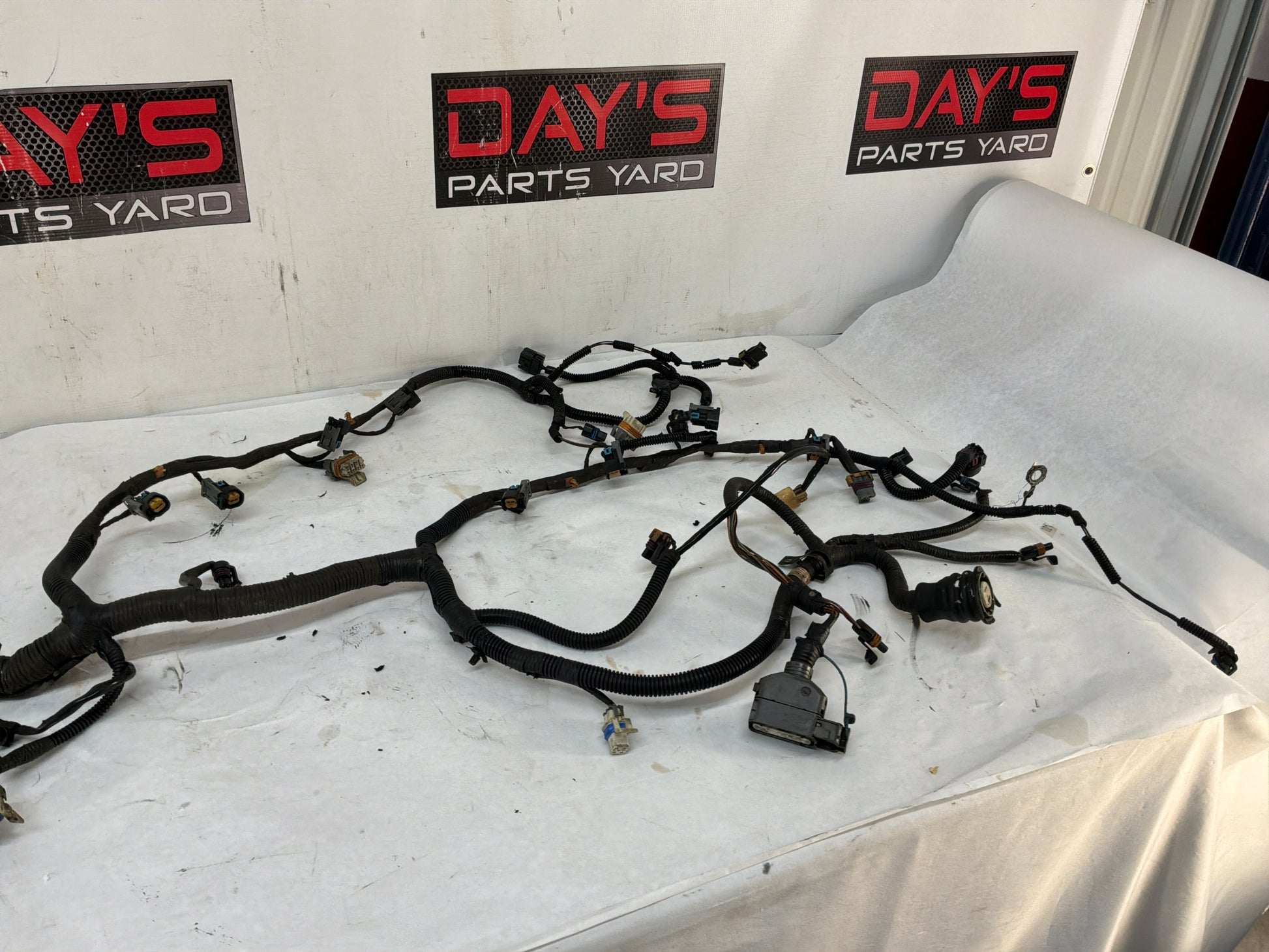 Wire harness - Day's Parts Yard