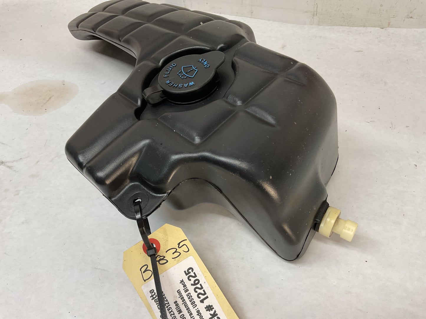 1999 Chevy C5 Corvette Windshield Washer Fluid Reservoir Tank Bottle OEM