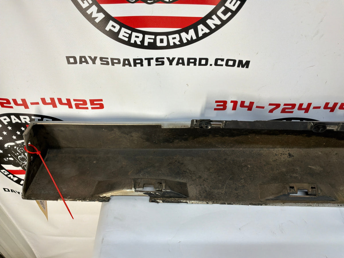 2014 Chevy SS Sedan RH Passenger Rocker Molding Side Skirt Panel Trim Silver OEM