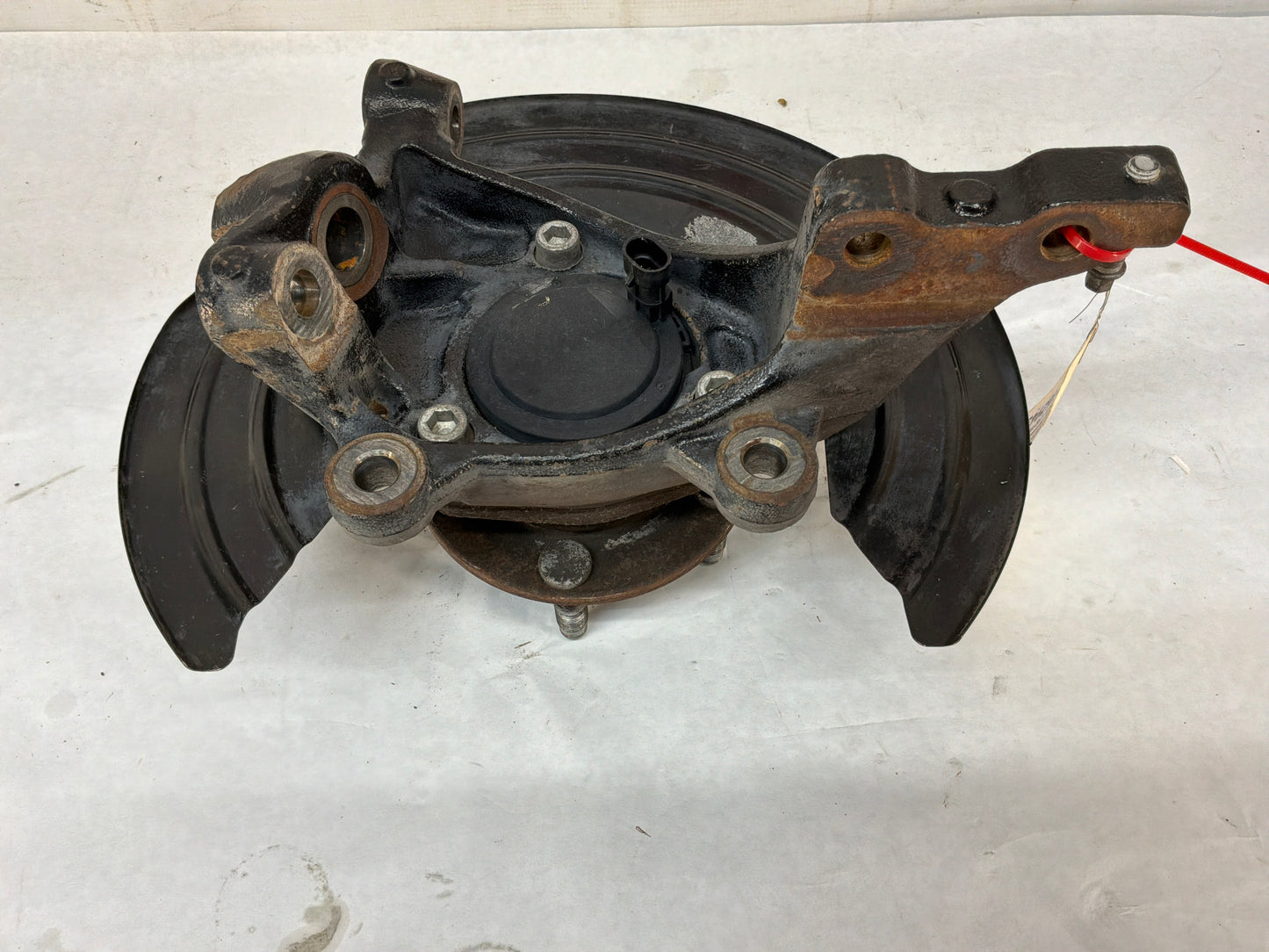 2009 Pontiac G8 GT RH Passenger Front Suspension Spindle Knuckle Hub Assembly OEM
