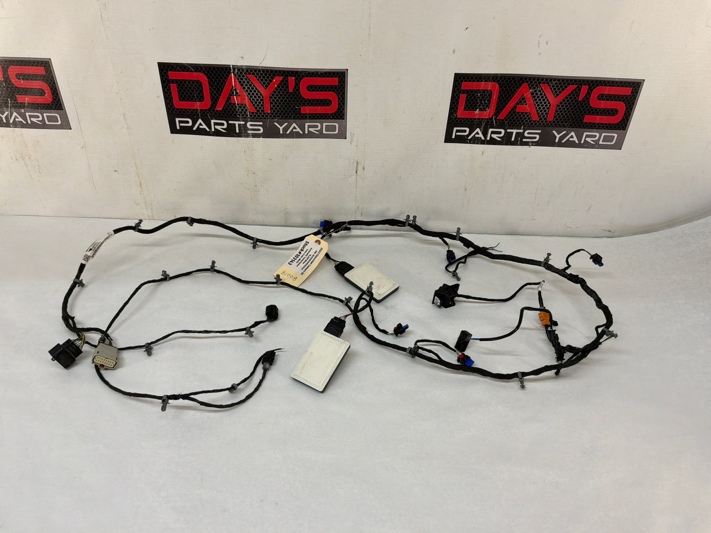 Rear bumper harness - Day's Parts Yard