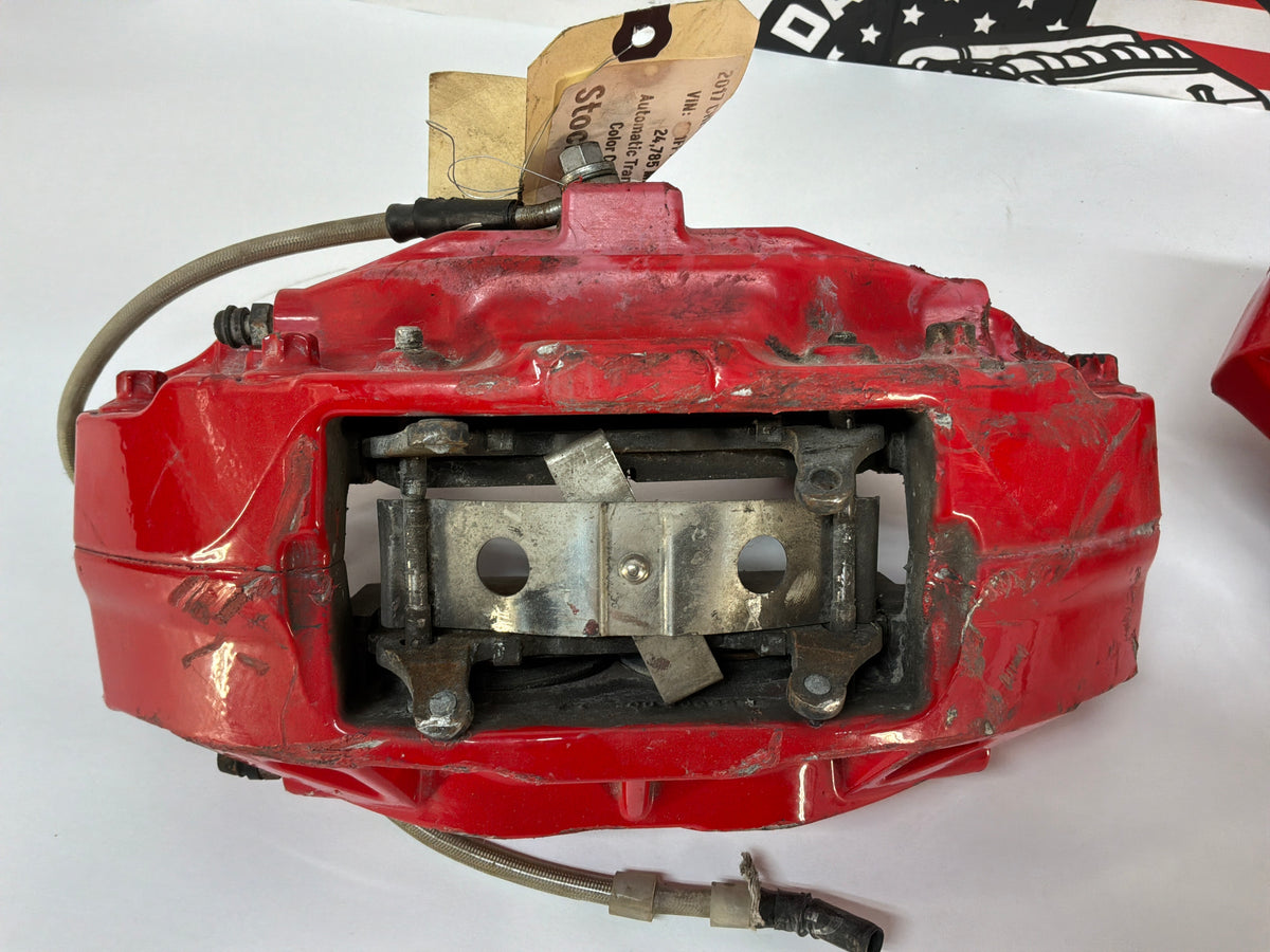 2017 Chevy SS Camaro RH & LH Front Brembo Brake Calipers OEM