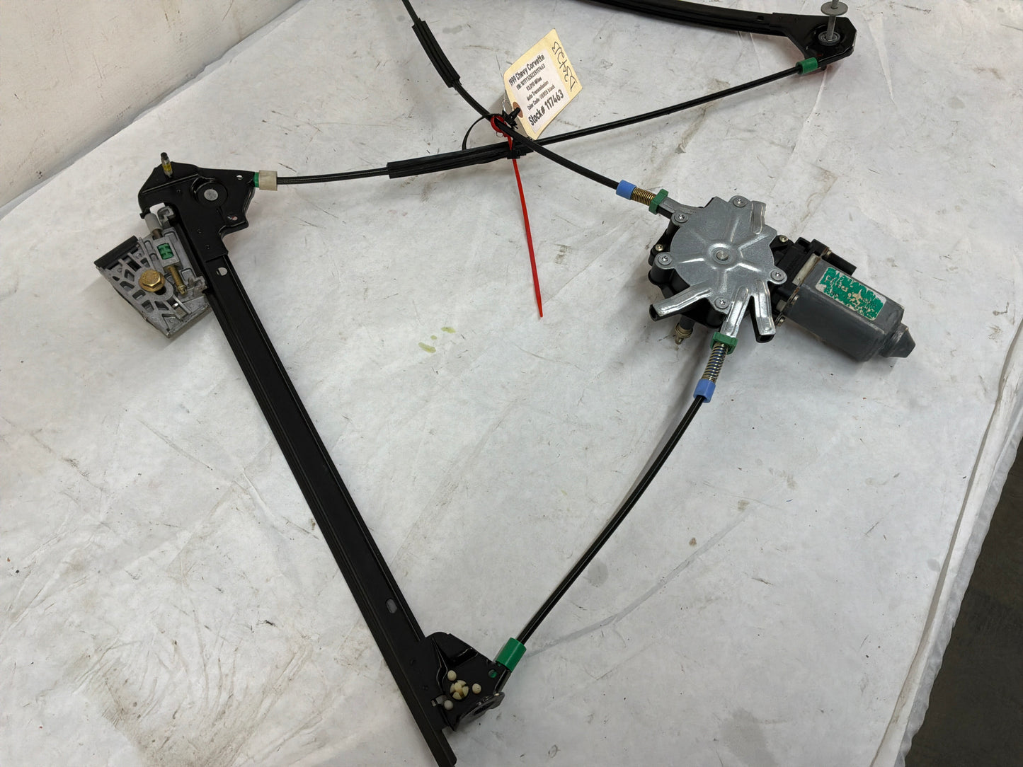 Rh window reg - Day's Parts Yard