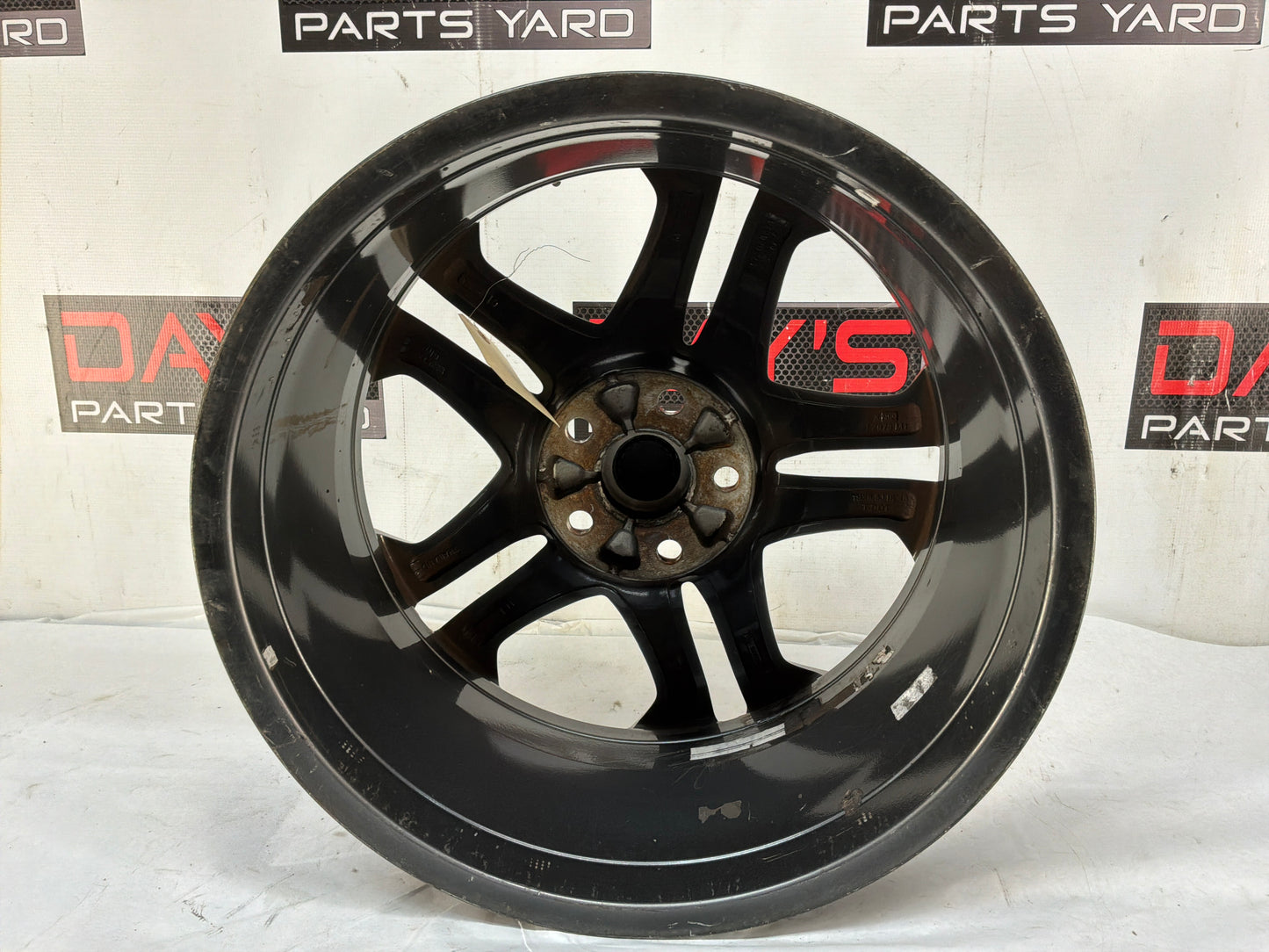 2017 Chevy SS Sedan Factory OEM Front Wheel 19x8.5 OEM