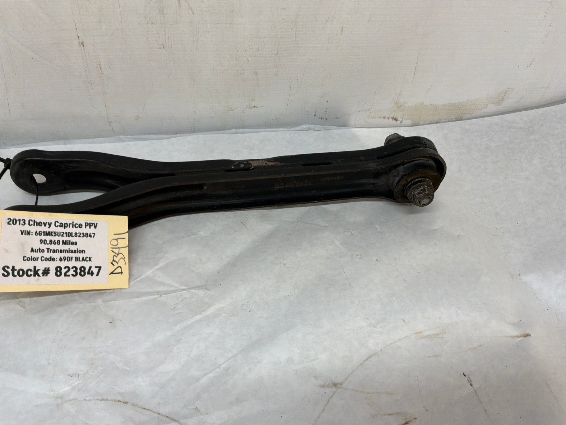 2013 Chevy Caprice PPV LH Driver Rear Suspension Trailing Control Arm Link OEM - Day's Parts Yard
