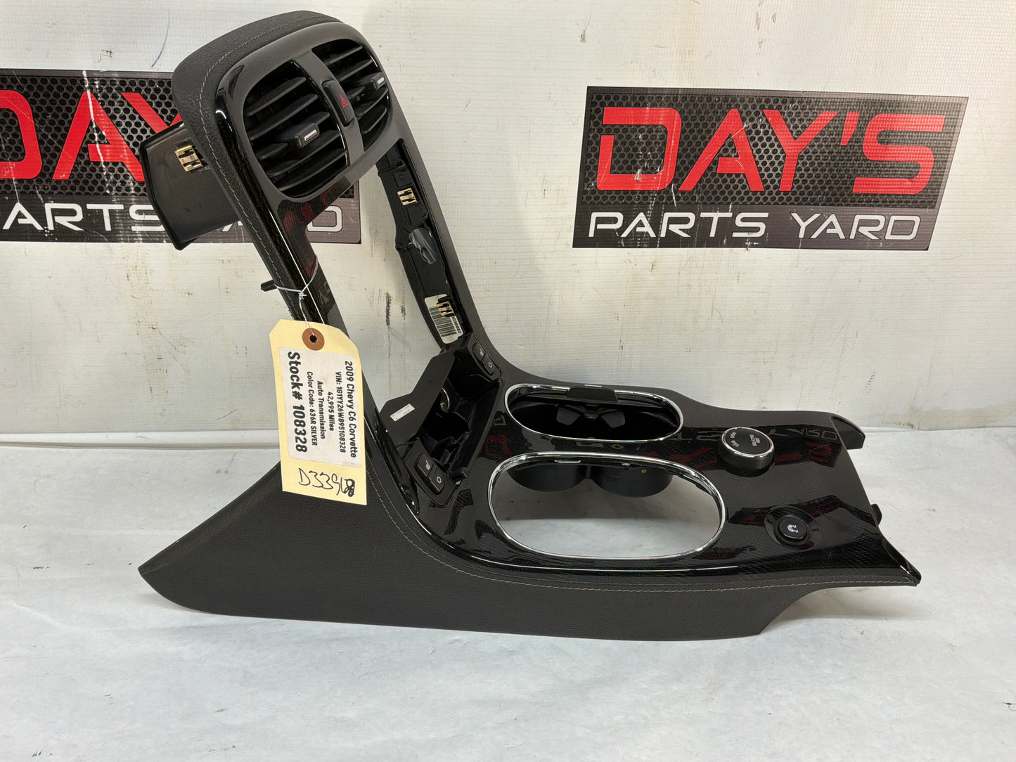 Radio bezel - Day's Parts Yard